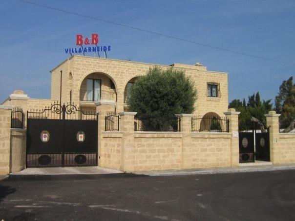 توري لابيلو Villa Arneide Bed And Breakfast المظهر الخارجي الصورة