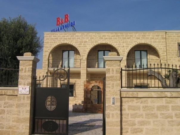 توري لابيلو Villa Arneide Bed And Breakfast المظهر الخارجي الصورة