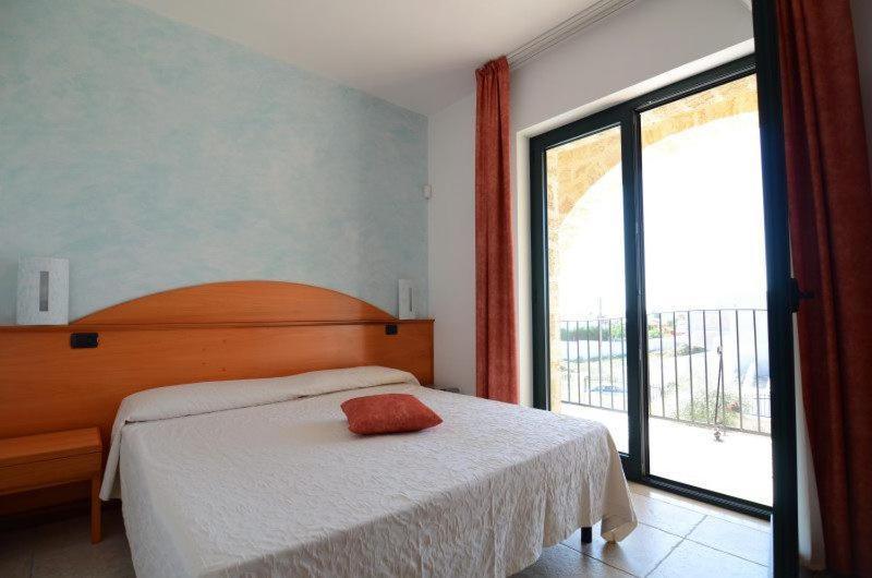 توري لابيلو Villa Arneide Bed And Breakfast الغرفة الصورة